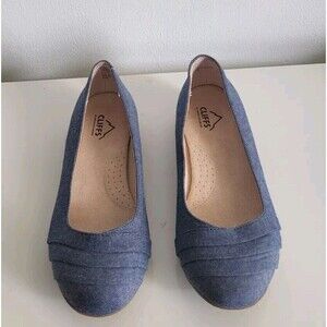 Cliffs by White Mountain Ballet Flat Clara Dark Blue Denim Canva Shoe  Size 7.5M